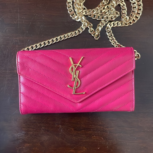 Authentic YSL wallet on chain - Picture 2 of 4